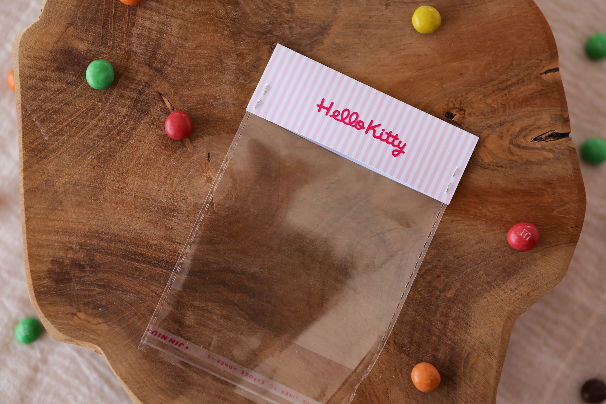 Sachet bonbons personnalisé Hello Kitty Melimeliparty