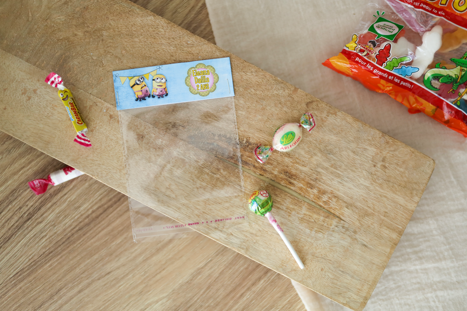 Sachet bonbons personnalisé minions Melimeliparty